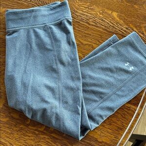 Under Armour Cropped Workout Leggings